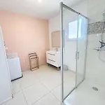 Moderne 5 Au Bord De La Avec Parking Inclus - Fr-1-361-540 Nyaraló *