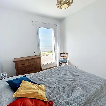 Nyaraló Moderne 5 Au Bord De La Avec Parking Inclus - Fr-1-361-540 Jullouville-les-Pins