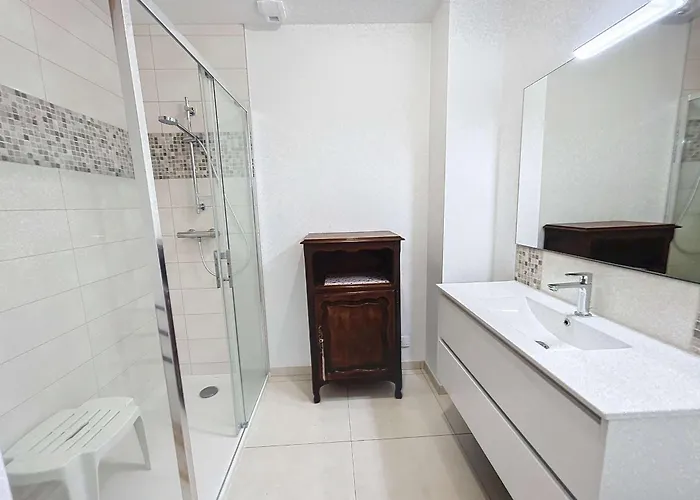 Moderne 5 Au Bord De La Avec Parking Inclus - Fr-1-361-540 * Jullouville-les-Pins