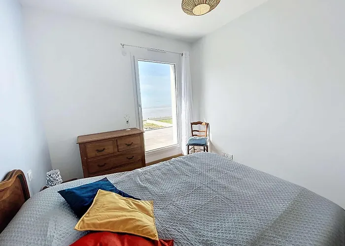 Prázdninový dům Moderne 5 Au Bord De La Avec Parking Inclus - Fr-1-361-540 Jullouville-les-Pins